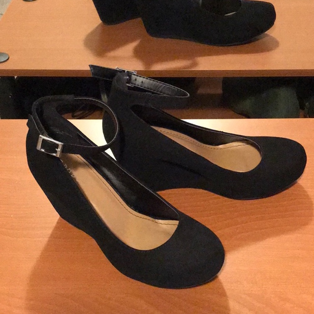 ModCloth Matte About You Wedge